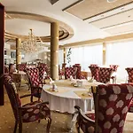 Hotel Ark Palace &