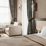 Ark Palace & 4* Odessa