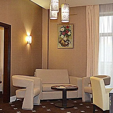 Ark Palace Hotel&spa