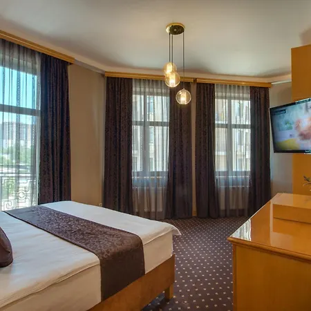 Ark Palace Hotel&spa