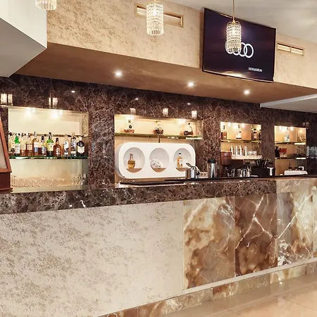 方舟皇宫酒店 4* 敖德萨