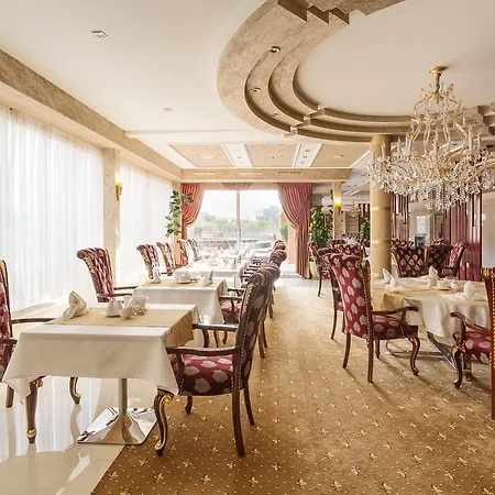 Szálloda Ark Palace & 4*