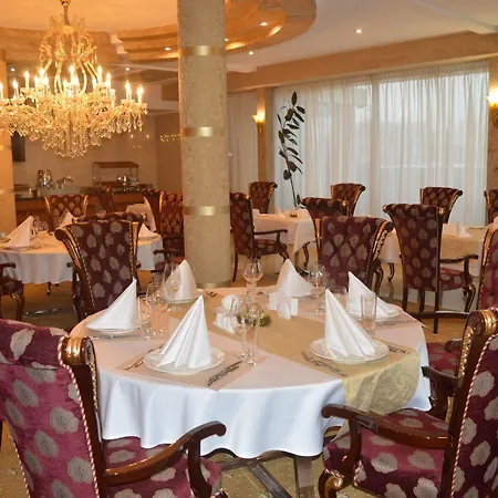 Ark Palace Hotel&spa 4*