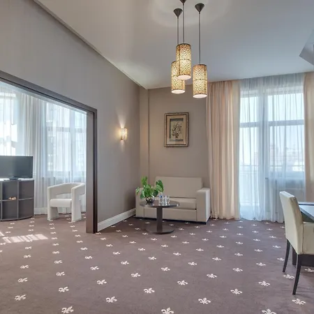 Ark Palace Hotel&spa Hotel 4*