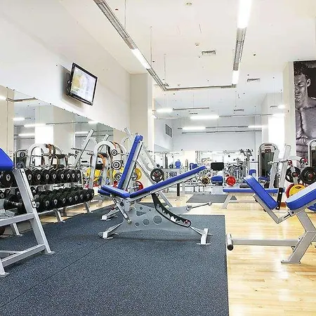 Ark Palace & オデッサ