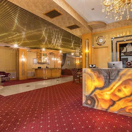 Ark Palace & ホテル オデッサ