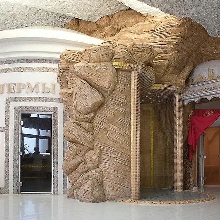 Ark Palace & 4* Odessa