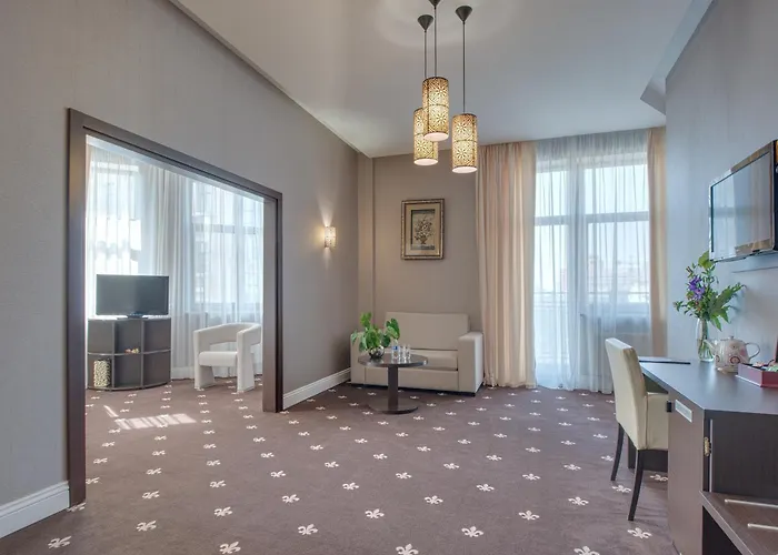 Ark Palace & Hotel 4*