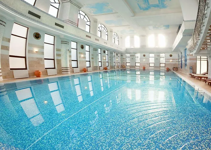 Ark Palace & Hotel 4*