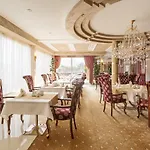 Hotel Ark Palace Hotel&spa 4*