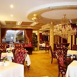 Ark Palace Hotel&spa 4*