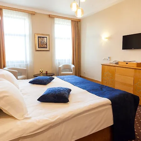 Ark Palace & Hotel 4*